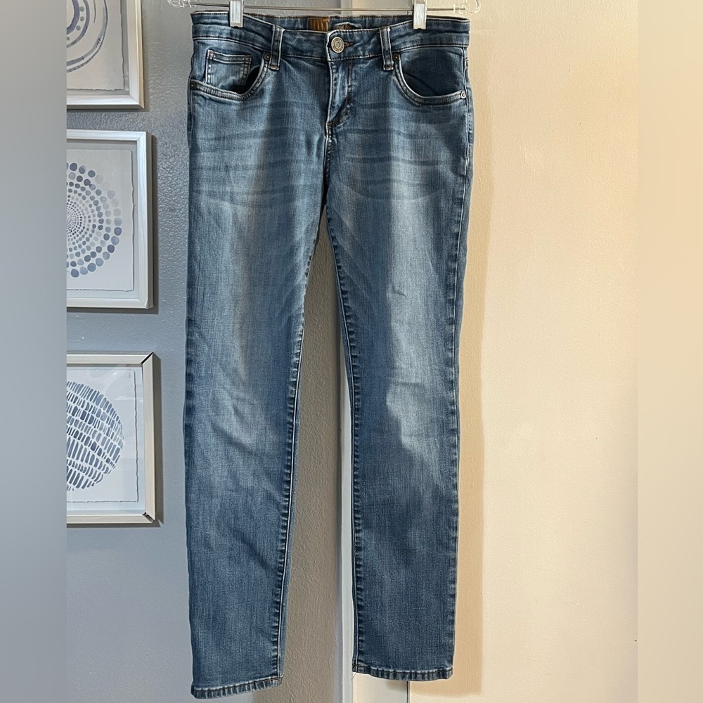 Kut from the Kloth Women’s Light Blue Jeans Size 6